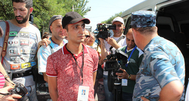 Journalists at the press conference with members of "Sasna Tsrer" grouping who captured police regiment building in Yerevan. Photo by Tigran Petrosyan for the ‘Caucasian Knot’. 