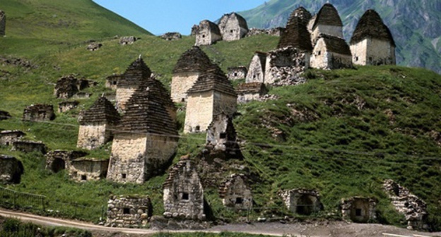 Cultural artefact ‘Town of dead’ in North Ossetia. Photo: http://sputnik-ossetia.ru/news/20160731/2816224.html
