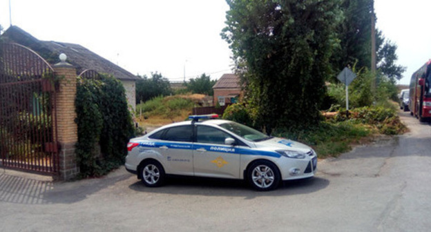The police at the site of the blocking the Kuban farmers and truckers march, August 23, 2016. Photo by Konstantin Volgin for the "Caucasian Knot"