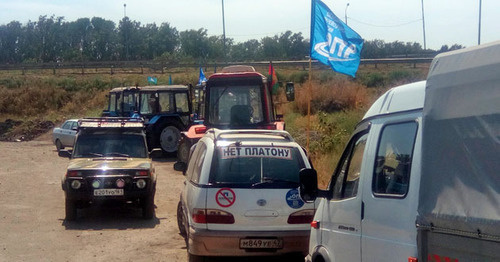 Vehicles and equipment of the participants of the tractor march. August 23, 2016. Photo by Konstantin Volgin for the "Caucasian Knot"
