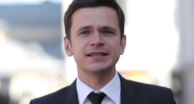 Ilya Yashin. Screenshot of video posted by 1DAY1NAME, https://www.youtube.com/watch?v=qJiQI5qe0LM