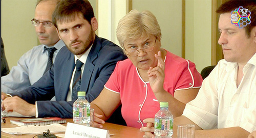 Kuban farmers at the roundtable devoted to the problems in the agrarian and transport spheres. Photo: screenshot of a video Russian agriculture is a subject to the raiders' seizure! https://www.youtube.com/watch?v=bQohhSIDE4s