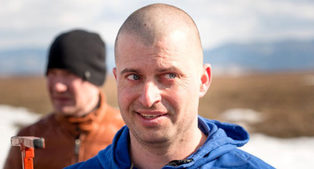 Grigory Kuksin, the manager of the fire prevention project of the "Greenpeace-Russia". Photo
http://www.greenpeace.org/russia/ru/news/2016/04-25-greendoor/ Grigory Kuksin, the manager of the fire prevention project of the "Greenpeace-Russia". Photo
http://www.greenpeace.org/russia/ru/news/2016/04-25-greendoor/