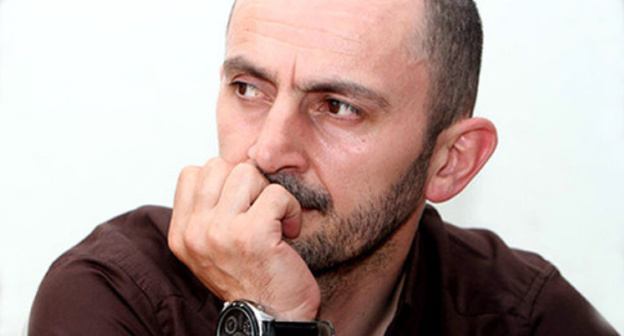 Mairbek Agaev, editor-in-chief of the weekly newspaper "Chernovik" (Draft). Photo: http://chernovik.net/content/politika/harakiri