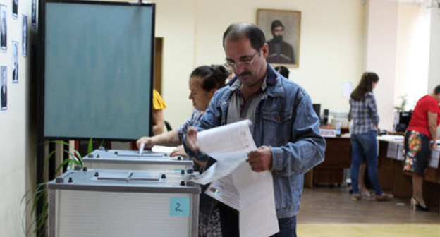 The polling station No. 325 in Vladikavkaz. September 18, 2016. Photo by Emma Marzoeva for the "Caucasian Knot"