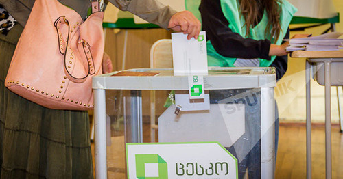 Voting at parliamentary elections in Georgia, October 8, 2016. Photo: Sputnik/Levan Aviabreli