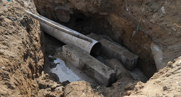 Repair works on water pipes, Dagestan. Photo: http://www.mkala.ru/info/news/news_12020.html