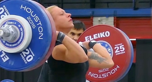 Boyanka Kostova. Screenshot of video record from Kostova's workout, TV Channel 'All Things Gym', Youtube.com 