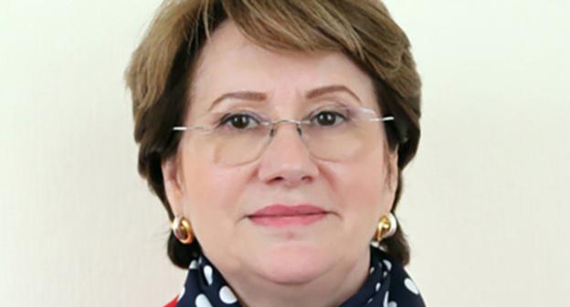 Burliyat Tokbolatova. Photo: http://www.e-dag.ru/2013-05-27-06-53-44/otcheti111/tokbolatova-burliyat-movsarovna.html Burliyat Tokbolatova. Photo: http://www.e-dag.ru/2013-05-27-06-53-44/otcheti111/tokbolatova-burliyat-movsarovna.html