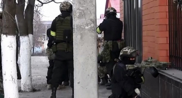 CTO. Photo: http://nac.gov.ru/kontrterroristicheskie-operacii/v-nazrani-v-hode-kto-neytralizovany-dvoe.html CTO. Photo: http://nac.gov.ru/kontrterroristicheskie-operacii/v-nazrani-v-hode-kto-neytralizovany-dvoe.html