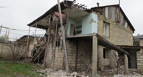 Results of shellfire in Matagis and Martakert communities, Nagorny Karabakh, April 17, 2016. Photo by Alvard Grigoryan for the ‘Caucasian Knot’. Results of shellfire in Matagis and Martakert communities, Nagorny Karabakh, April 17, 2016. Photo by Alvard Grigoryan for the ‘Caucasian Knot’.