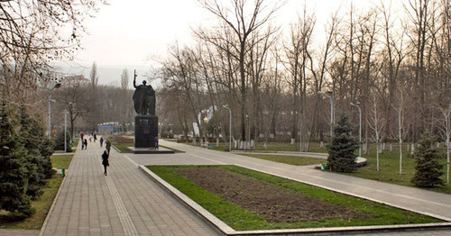 Еhe Lenin Komsomol Park. Makhachkala. Photo http://www.riadagestan.ru/