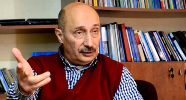 Zardusht Alizade. Photo: http://minval.az/k/zardusht-alizade