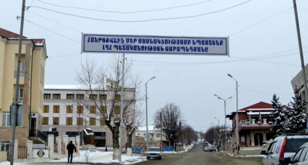 Banner calling on residents to vote at referendum. Photo by Alvard Grigoryan for the 'Caucasian Knot'. 