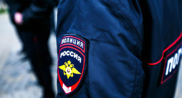 A police officer. Photo: Maxim Tishin / Yugopolis