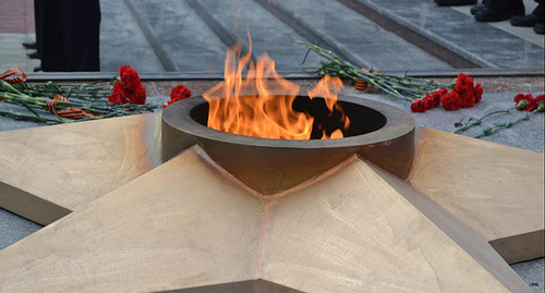 "Eternal fire" at the memorial in Sochi. Photo by Svetlana Kravchenko for the "Caucasian Knot" "Eternal fire" at the memorial in Sochi. Photo by Svetlana Kravchenko for the "Caucasian Knot"