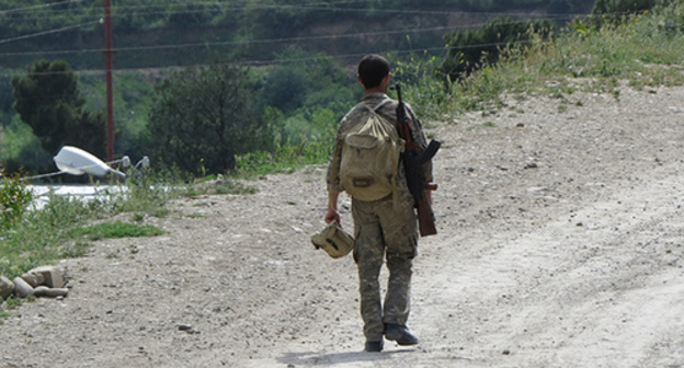 Soldier of Nagorny Karabakh Army in Martakert. Photo by Alvard Grigoryan for the 'Caucasian Knot'. 
