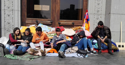 The participants of the rally in connection with the death of Arthur Sargsyan. Yerevan, March 20, 2017. Photo by Armine Martirosyan for "Caucasian Knot"