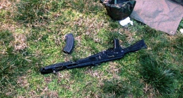Machine guns of the participants in the attack on the “Natsgvardia” (Russian National Guard) unit in Chechnya. Photo http://nac.gov.ru/kontrterroristicheskie-operacii/v-chechne-neytralizovany-shest-banditov.html Machine guns of the participants in the attack on the “Natsgvardia” (Russian National Guard) unit in Chechnya. Photo http://nac.gov.ru/kontrterroristicheskie-operacii/v-chechne-neytralizovany-shest-banditov.html