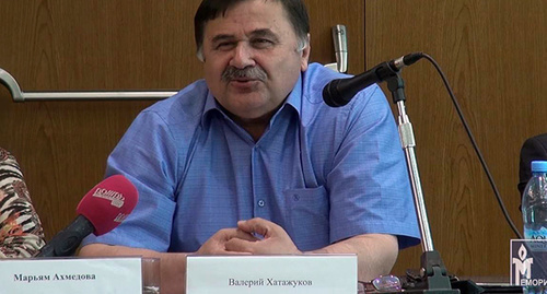 Valery Khatazhukov, the leader of the Kabardino-Balkarian Human Rights Centre. Photo: screenshot of the video by HRC "Memorial" https://www.youtube.com/watch?v=o5zNVPaWUc0 Valery Khatazhukov, the leader of the Kabardino-Balkarian Human Rights Centre. Photo: screenshot of the video by HRC "Memorial" https://www.youtube.com/watch?v=o5zNVPaWUc0