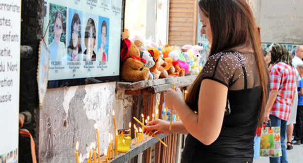 Day of memory of Beslan terror act victims, September 3, 2016. Photo by Emma Marzoeva for the 'Caucasian Knot'. Day of memory of Beslan terror act victims, September 3, 2016. Photo by Emma Marzoeva for the 'Caucasian Knot'.
