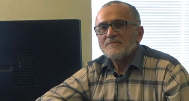 Kazim Nurmagomedov. Still picture of the 'Caucasian Knot' video. Kazim Nurmagomedov. Still picture of the 'Caucasian Knot' video.