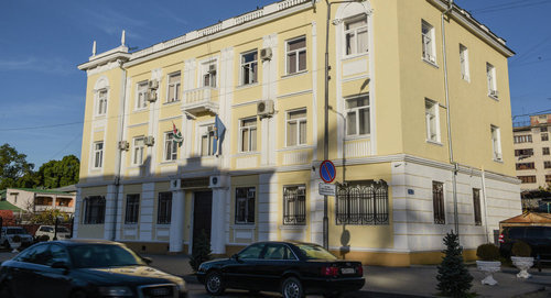 The Abkhazian Prosecutor's Office. Photo Sputnik / Tomas Tkhaytsuk
http://sputnik-abkhazia.ru/Abkhazia/20170601/1021170178/delo-ob-ubijstve-gigi-otxoroziya-prekrashheno.html