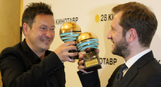 Vladislav Opelyants, cinematographer of the film "Hostages", and film director Rezo Gigineishvili at the closing ceremony of the 28th Kinotavr Open Russian Film Festival. Sochi, June 14, 2017. Photo by Tatyana Ukolova for "Caucasian Knot" Vladislav Opelyants, cinematographer of the film "Hostages", and film director Rezo Gigineishvili at the closing ceremony of the 28th Kinotavr Open Russian Film Festival. Sochi, June 14, 2017. Photo by Tatyana Ukolova for "Caucasian Knot"