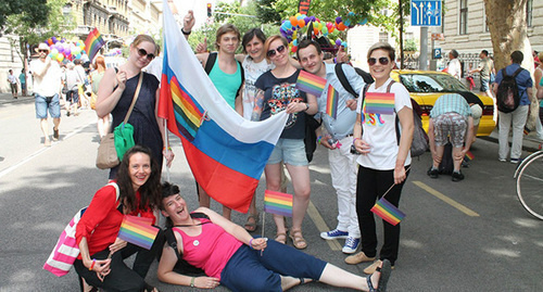 LBGT activists from Russia. Photo: https://lgbtnet.org/ru/content/38-aktivistov-rossiyskoy-lgbt-seti-proshli-reabilitacionnyy-kurs-napravlennyy-na
