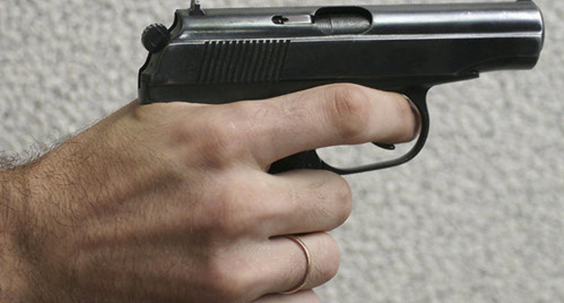 Makarov pistol. Photo: © Sputnik/ Сергей Венявский
https://armeniasputnik.am/incidents/20170626/7749469/armenia-gyumri-kakoc.html
