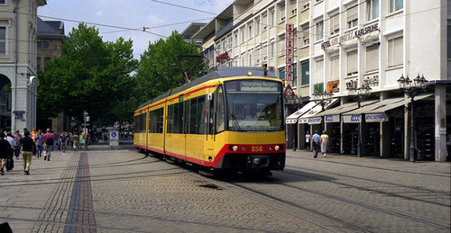 Karlsruhe, Germany. Photo: Dr Neil Clifton https://ru.wikipedia.org