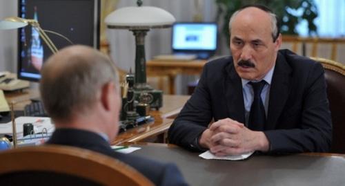 Ramazan Abdulatipov at the meeting with Vladimir Putin, August 15, 2013. Photo from the Kremlin website. 