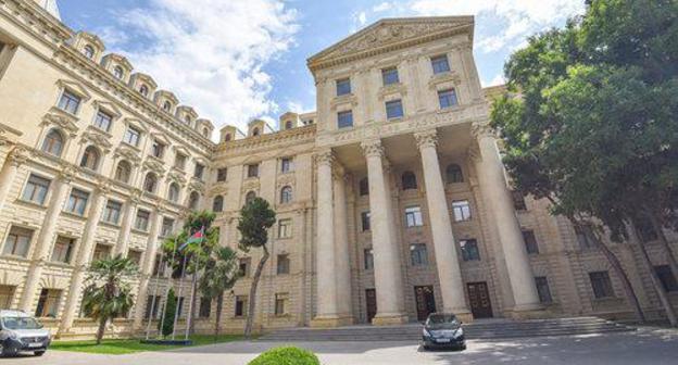 Azerbaijani Ministry of Foreign Affairs in Baku. Photo: Sputnik / Murad Orujov
https://ru.sputnik.az/politics/20171205/413047705/gruzija-azerbajdzhan-diplomaticheskoe-otnoshenija-memedjarov-dzhanelizde.html
