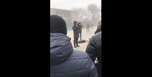 Screenshot of video posted on YouTube by user Movsar Eskerkhanov under the heading "Killer of Avtury police boss liquidated", https://www.youtube.com/watch?v=uT9AHYNji_A