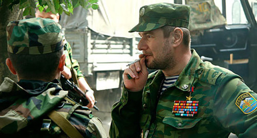 Sulim Yamadaev in South Ossetia. Photo: Palestinec  http://www.warheroes.ru/content/images/photodocs/5980/original/3f9db0c227d9d10271b9571b621aa4a3.jpg