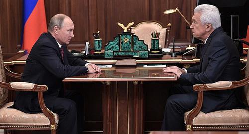 Vladimir Putin and Vladimir Vasiliev at the meeting in Kremlin. Photo http://kremlin.ru/events/president/news/55760/photos#photo-50560