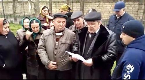 Relatives of missing Derbent resident come to a protest action, Derbent, February 11, 2018. Photo by the ‘Caucasian Knot’ correspondent