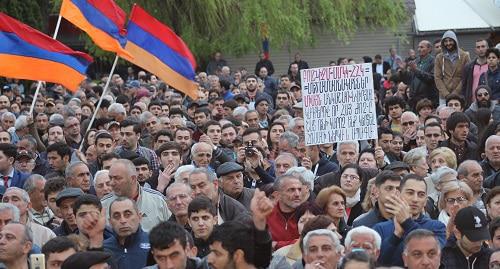 Rally in Yerevan, April 13, 2018. Photo by Tigran Petrosyan for the Caucasian Knot