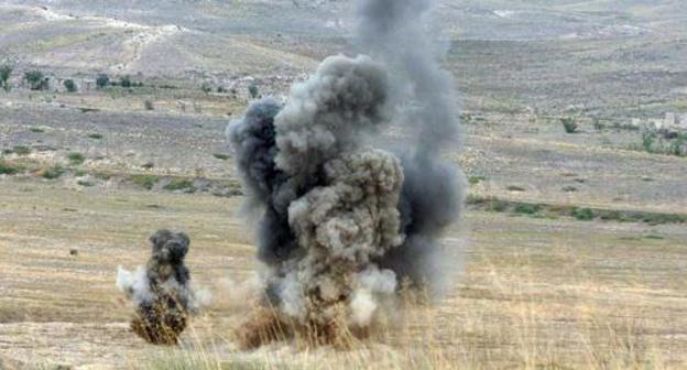 An explosion. Photo: http://www.nkrmil.am/gallery/photos/view/18 An explosion. Photo: http://www.nkrmil.am/gallery/photos/view/18