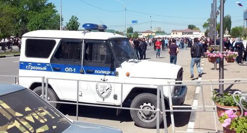 Police car in Grozny. Photo by Nikolai Petrov for the Caucasian Knot Police car in Grozny. Photo by Nikolai Petrov for the Caucasian Knot