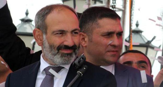 Nikol Pashinyan at the rally in Yerevan on May 8, 2018. Photo by Tigran Petrosyan for the "Caucasian Knot" Nikol Pashinyan at the rally in Yerevan on May 8, 2018. Photo by Tigran Petrosyan for the "Caucasian Knot"