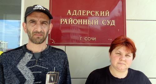Mardiros Demerchyan with his wife. Photo by Svetlana Kravchenko for the Caucasian Knot. 