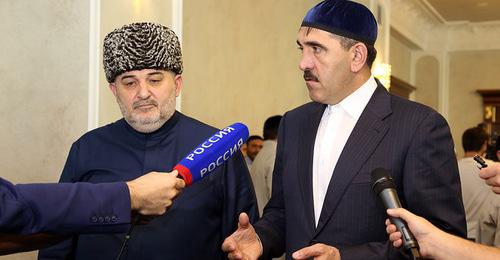 Isa Khamkhoev (left) and Yunus-Bek Evkurov. Photo: press service of Ingush leadership