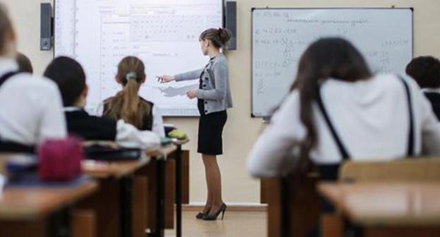 Lesson at school. Photo: © : Sputnik / Kirill Bragahttps://sputnik-georgia.ru/reviews/20170914/237321154/Sistema-obrazovanija-v-Gruzii-15-ministrov-i-neskonchaemye-reformy.html Lesson at school. Photo: © : Sputnik / Kirill Bragahttps://sputnik-georgia.ru/reviews/20170914/237321154/Sistema-obrazovanija-v-Gruzii-15-ministrov-i-neskonchaemye-reformy.html