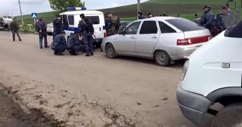 At the place of attack on road-and-patrol service officers, Ingushetia, May 12, 2017. Photo: press service of the National Antiterrorist Committee, http://nac.gov.ru