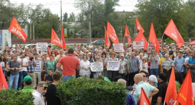 A protest action against pension reform in Volgograd on July 28. Photo by Tatyana Filimonova for the "Caucasian Knot"