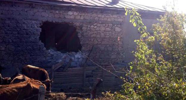 House in Şıxarx village, Terter Region of Azerbaijan, after shelling. Photo: http://mod.gov.az/index2.php?content=news%2F2016%2F20160424_fotoev House in Şıxarx village, Terter Region of Azerbaijan, after shelling. Photo: http://mod.gov.az/index2.php?content=news%2F2016%2F20160424_fotoev