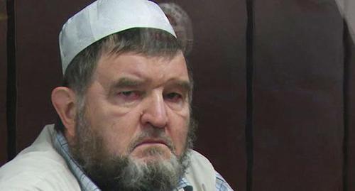 Makhmud Velitov. Photo http://ren.tv/novosti/2016-07-12/video-iz-suda-gde-za-ekstremizm-arestovali-imama-moskovskoy-mecheti