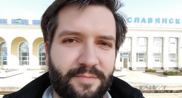 Oleg Kozlovsky / Photo: Oleg Kozlovsky's video blog channel http://aslady.de/channel/UCwSvnrO4BmvHfNkLWIfVt3A Oleg Kozlovsky / Photo: Oleg Kozlovsky's video blog channel http://aslady.de/channel/UCwSvnrO4BmvHfNkLWIfVt3A