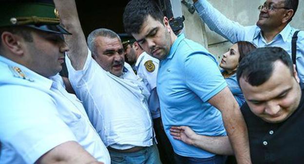 Afghan Mukhtarly (in the center). Photo: REUTERS/Aziz Karimov Afghan Mukhtarly (in the center). Photo: REUTERS/Aziz Karimov